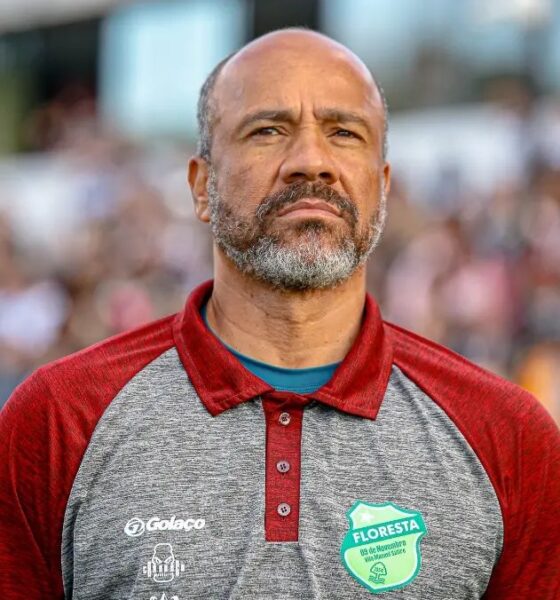 Floresta anuncia saída do técnico Sérgio Soares NE45