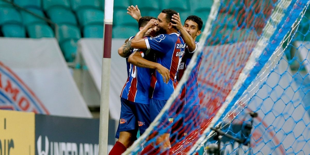 Bahia vence o Fortaleza, sobe na tabela e reforça boa fase com Mano
