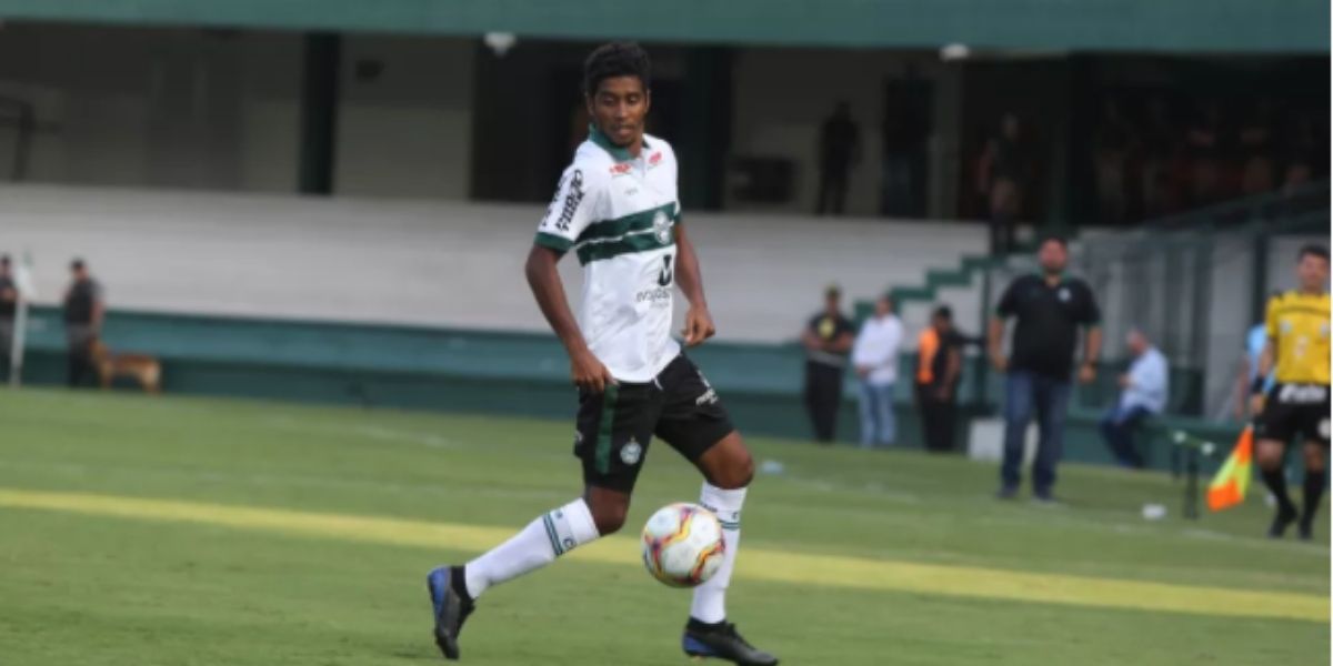 Mercado: CSA anuncia a contratação do meia Gabriel, ex-Coritiba
