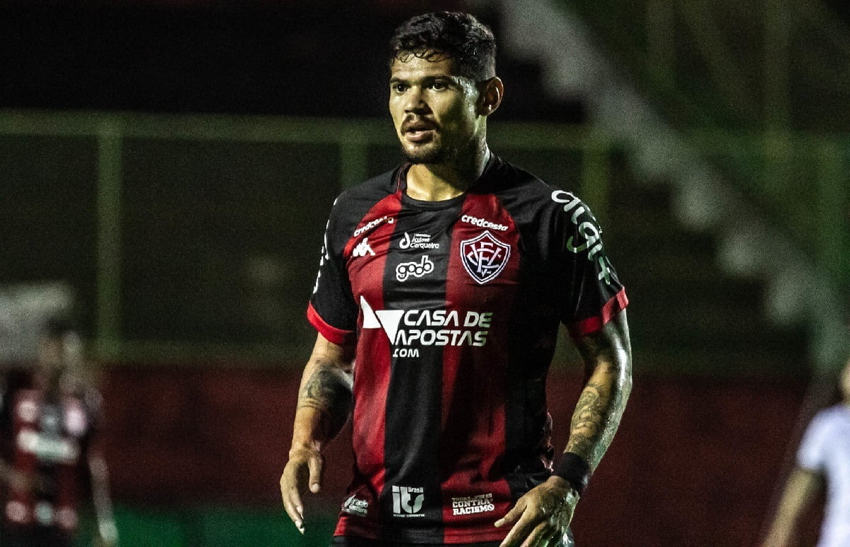 Léo Ceará esquece artilharia da Série B e foca na recuperação do Vitória