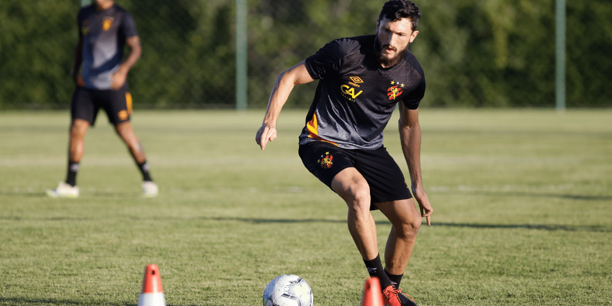 Sander treina normalmente e volta a ser opção para o Sport na Série A