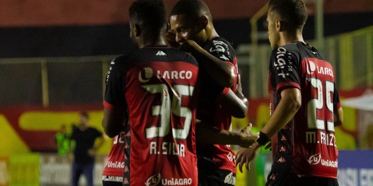 Após triunfo, Vitória mira a Ponte  de olho em feito inédito na Série B