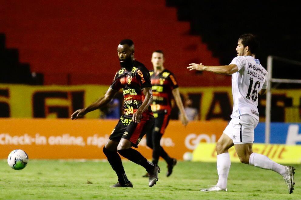 Sport sai na frente, fica com um a mais, mas cede o empate ao Grêmio
