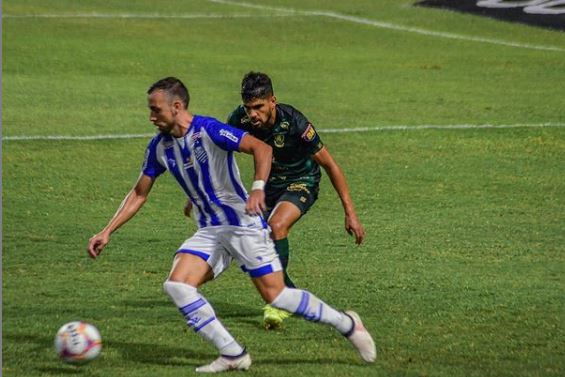 CSA é derrotado pelo América-MG e perde chance de encostar no G4