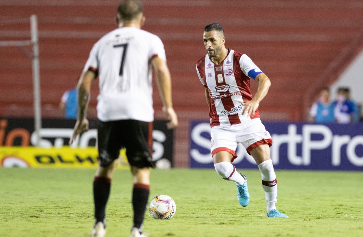 Ronaldo Alves se recupera e fica à disposição para enfrentar o Confiança