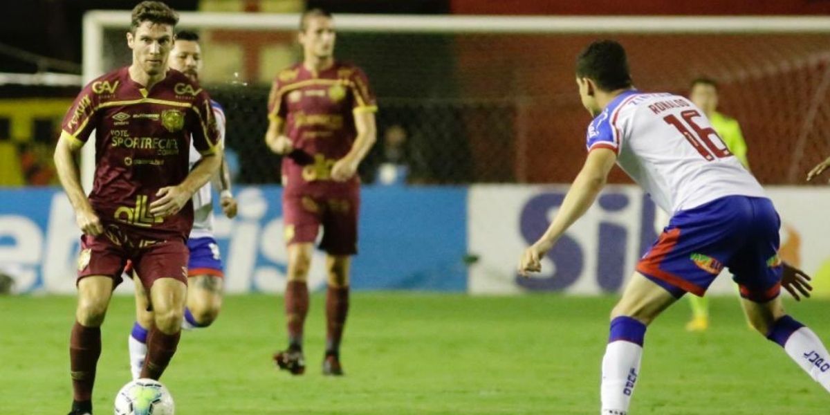 Ronaldo lamenta 2º tempo do Bahia e cobra: “Hora de dar um basta”