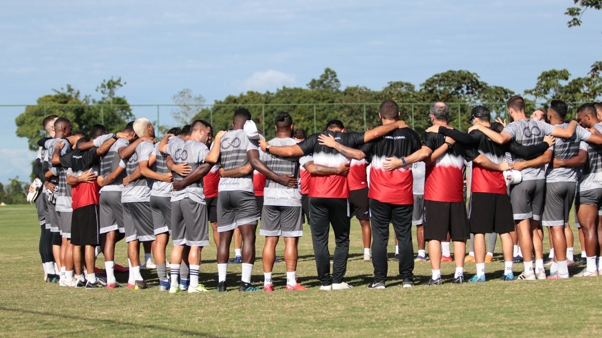 O último ato: Santa Cruz decide acesso para iniciar década longe da Série C