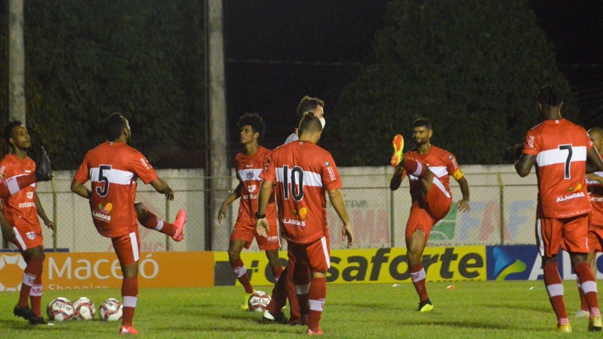 Resumão dos estaduais: goleadas, W.O. e campeão estreando com derrota