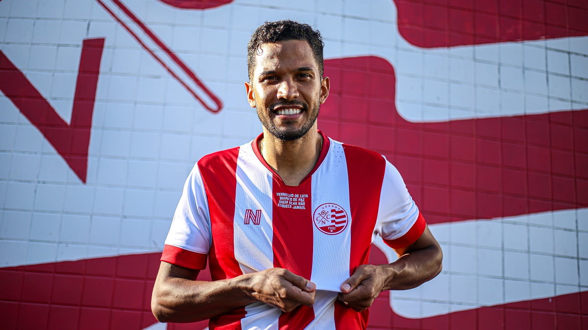 Náutico anuncia a contratação do zagueiro Yago