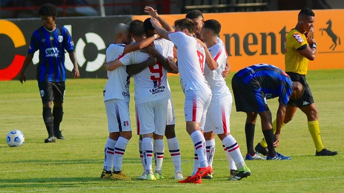 Sem sustos, Santa Cruz goleia Ypiranga-AP e se classifica para a 2ª fase da Copa do Brasil