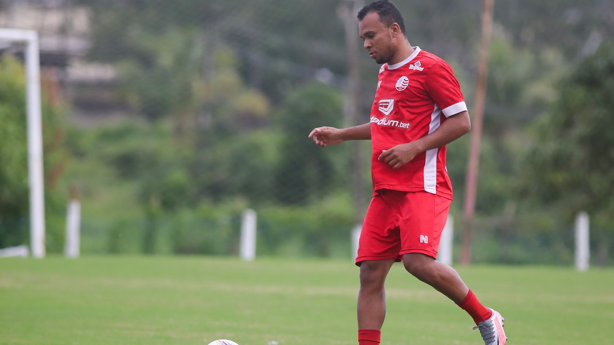 Magno Ribeiro sofre outra lesão e passará por nova cirurgia
