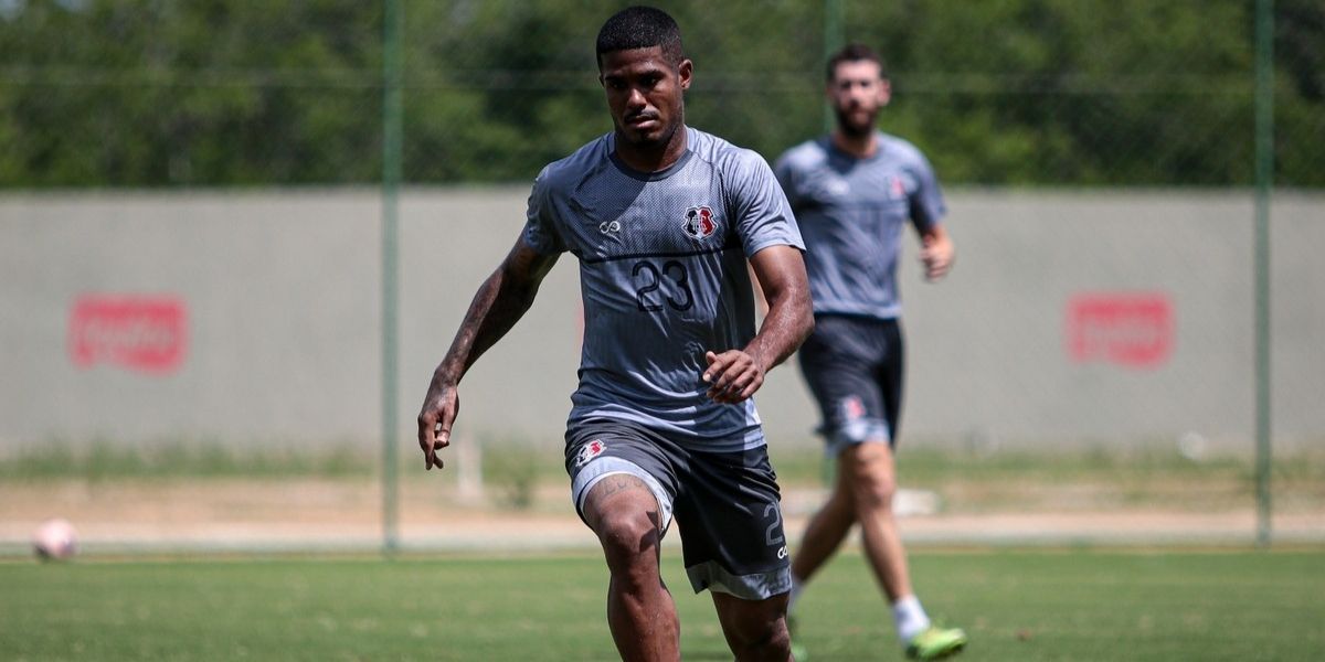 Ítalo Henrique não tem contrato renovado e deixa o Santa após 4 anos