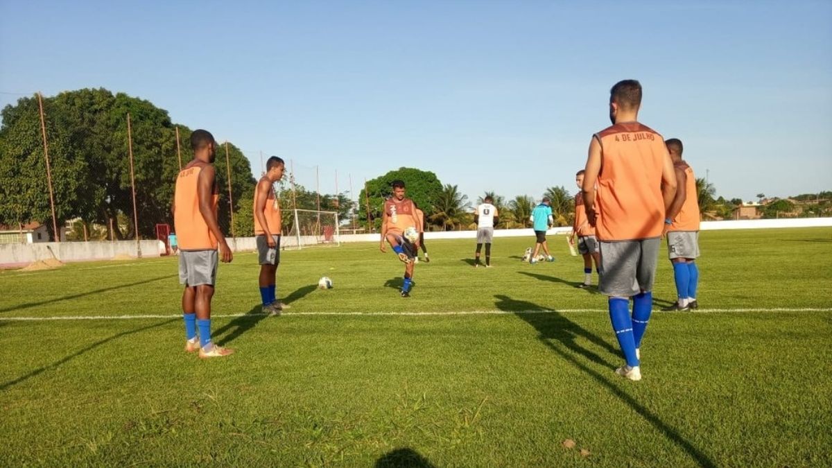 Com sete desfalques, 4 de Julho enfrenta ABC para se manter vivo no Nordestão
