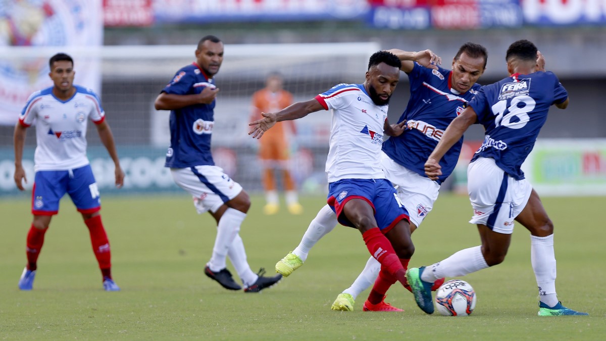 Bahia sofre, mas vence o Bahia de Feira pelo Campeonato Baiano