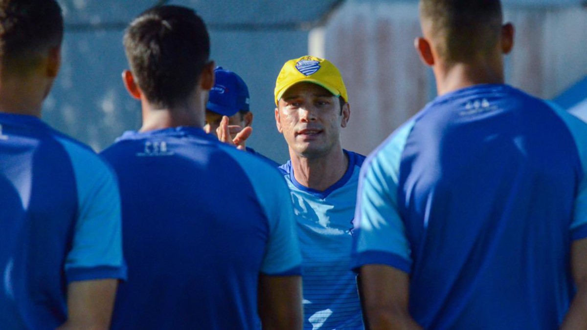 Bruno Pivetti, novo técnico do CSA, testa positivo para covid-19