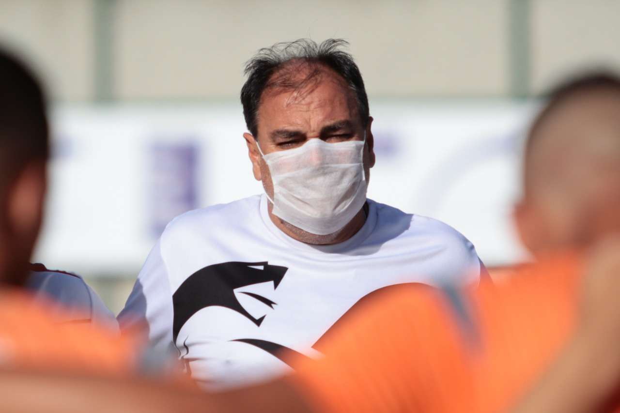 Nei Pandolfo se junta a Brigatti e também deixa o Santa Cruz; destino pode ser o Sport