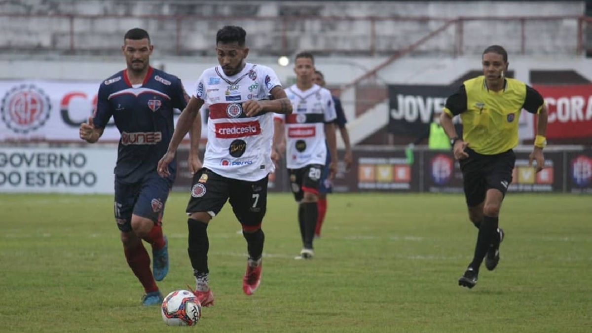Com gols no fim, Atlético de Alagoinhas e Bahia de Feira ficam no empate na final do Baiano