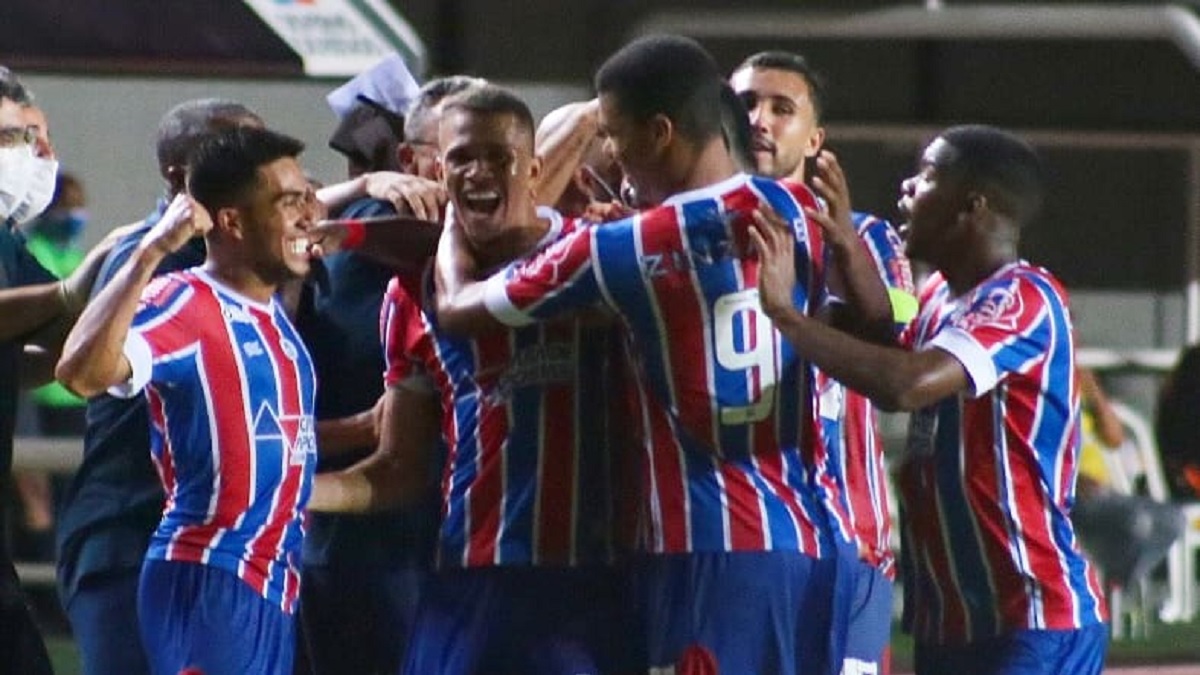 Bahia vence Bahia de Feira e larga na frente na semifinal do Estadual