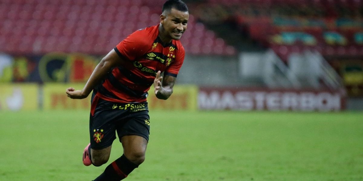 Corinthians solicita retorno e Marquinhos está deixando o Sport