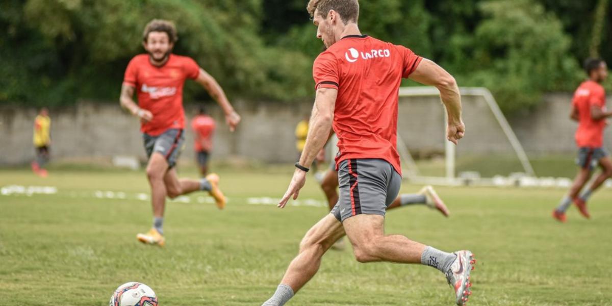 De olho na Série B, Prata relembra acesso pelo Sport e dá dica ao Vitória