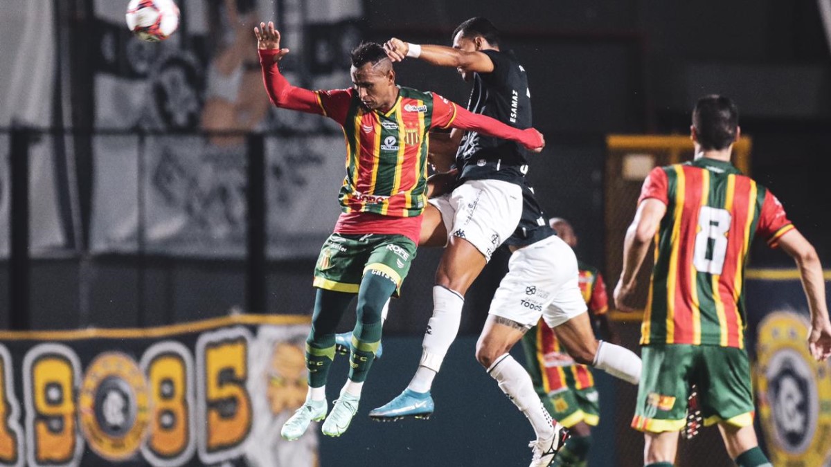 Sampaio Corrêa bate Remo e mantém boa sequência no G4 da Série B