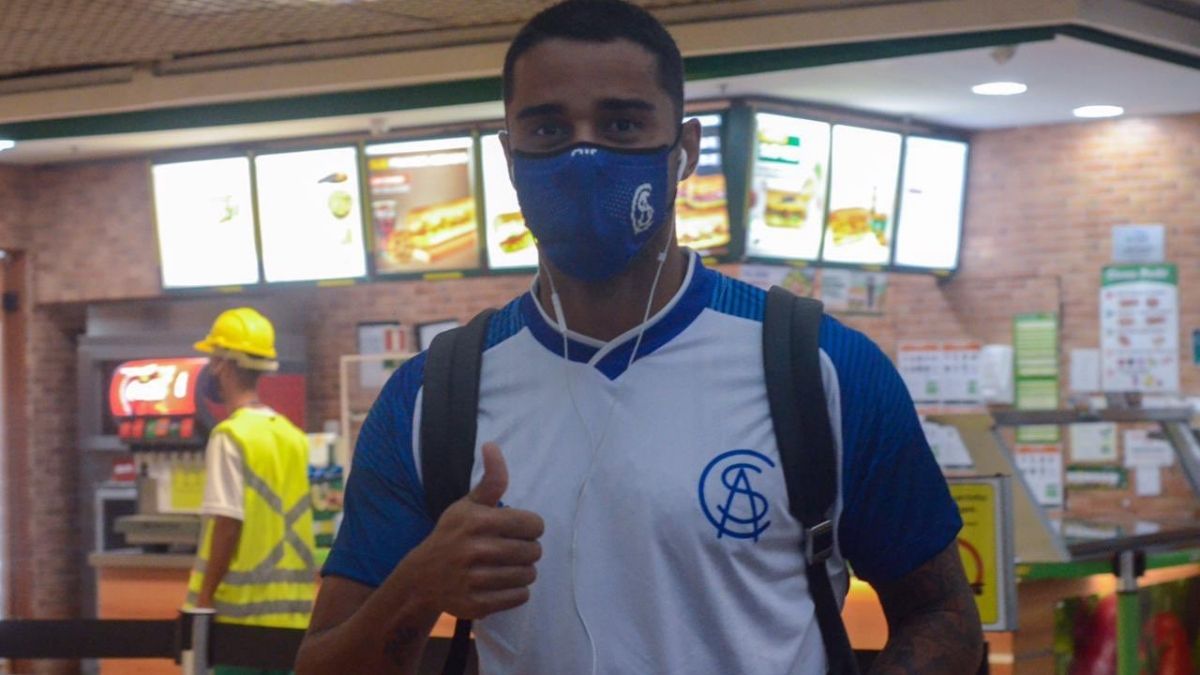 Com retorno do atacante Dellatorre, CSA está pronto para jogo contra o Vila Nova