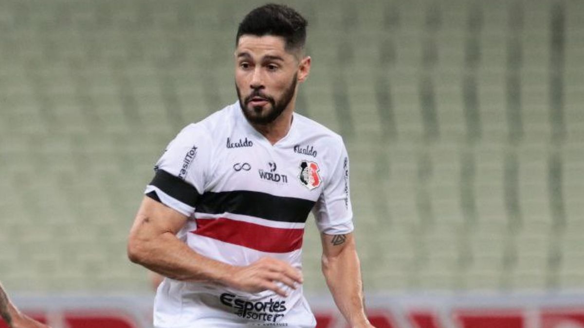 Com Covid-19, Rondinelly, Everton Dias e Adriano MJ desfalcam Santa contra o Jacuipense