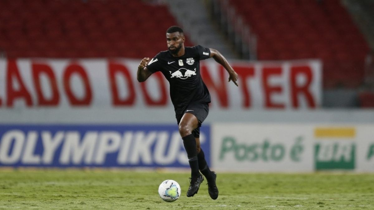 Ligger recebe elogios de técnico do Bahia: ‘Zagueiro de excelente construção’