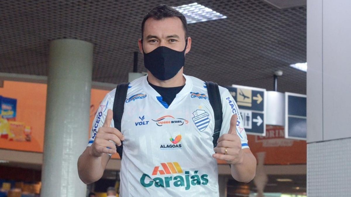 Já em Maceió, Renato Cajá fala em acesso e encerrar a carreira no CSA