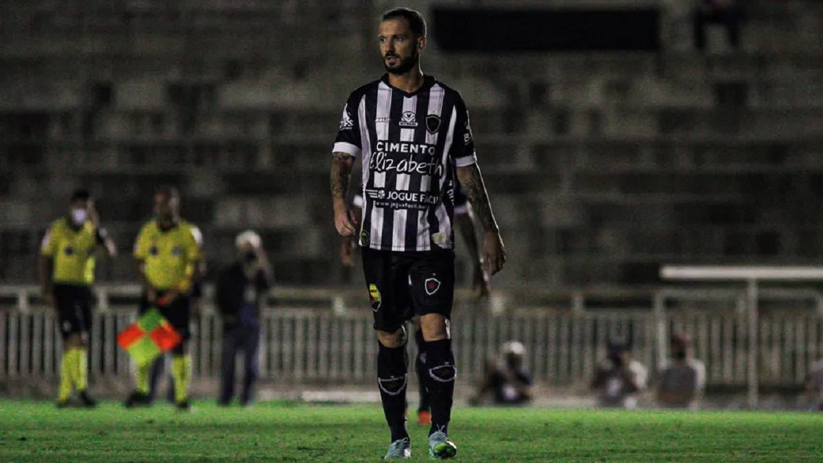 Botafogo-PB não terá Clayton e Welton Felipe contra o Jacuipense
