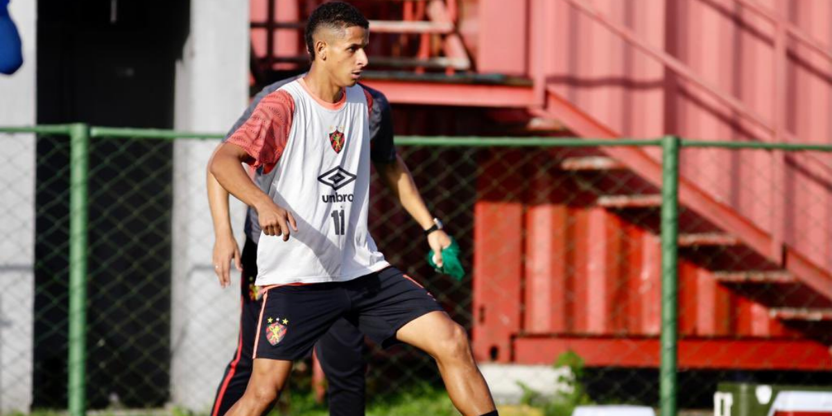 Juba aprova experiência e se diz mais maduro em retorno ao Sport