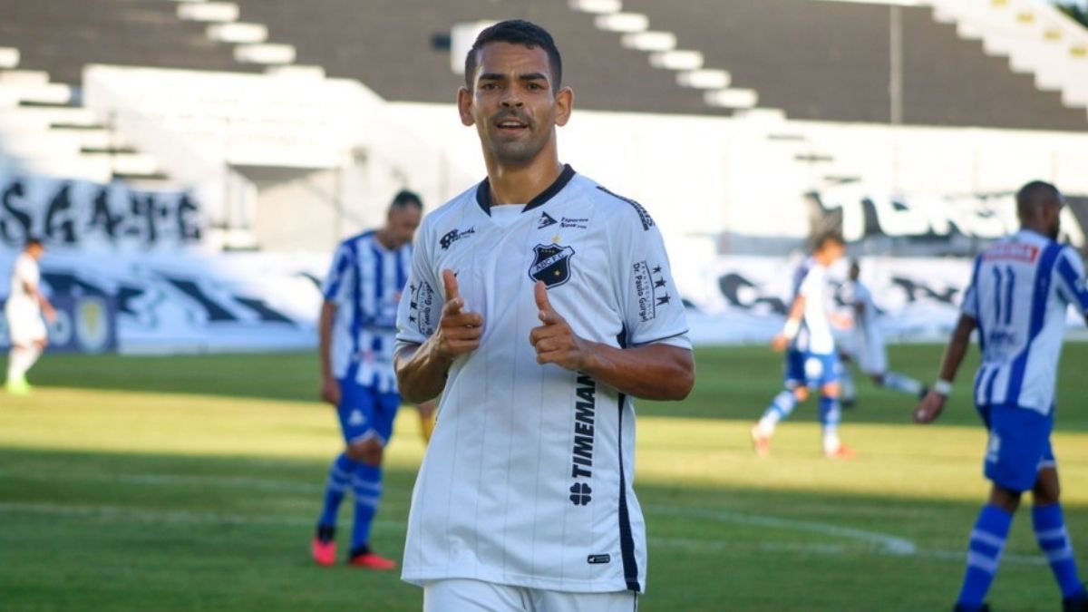 ABC confirma retorno do meia Jailson