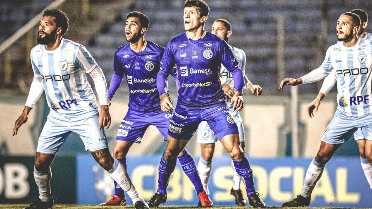 Suspenso, Victor Sallinas desfalcará Confiança diante do Botafogo