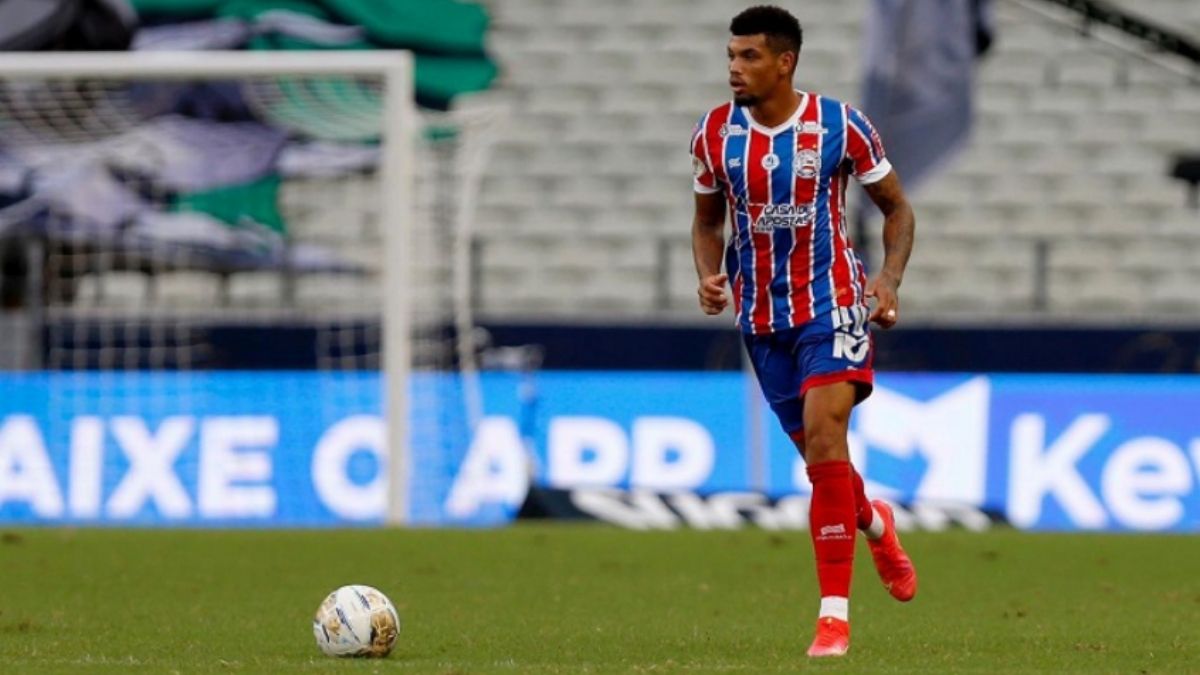 Bahia oficializa venda de Juninho por R$ 10 milhões