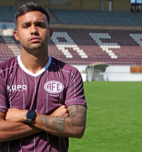 Atacante Léo Castro está na mira do Santa Cruz
