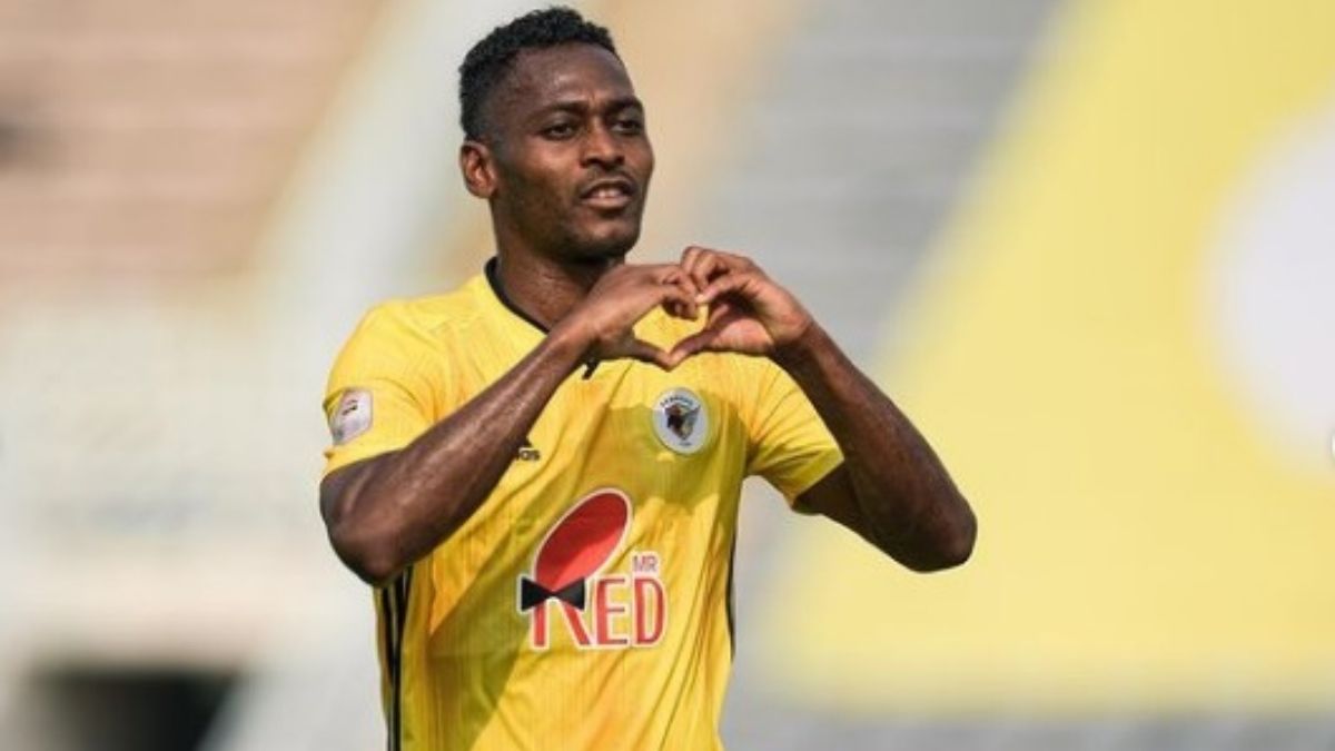CSA anuncia Marquinhos, ex-Vitória e Sport, e que estava em Hong Kong