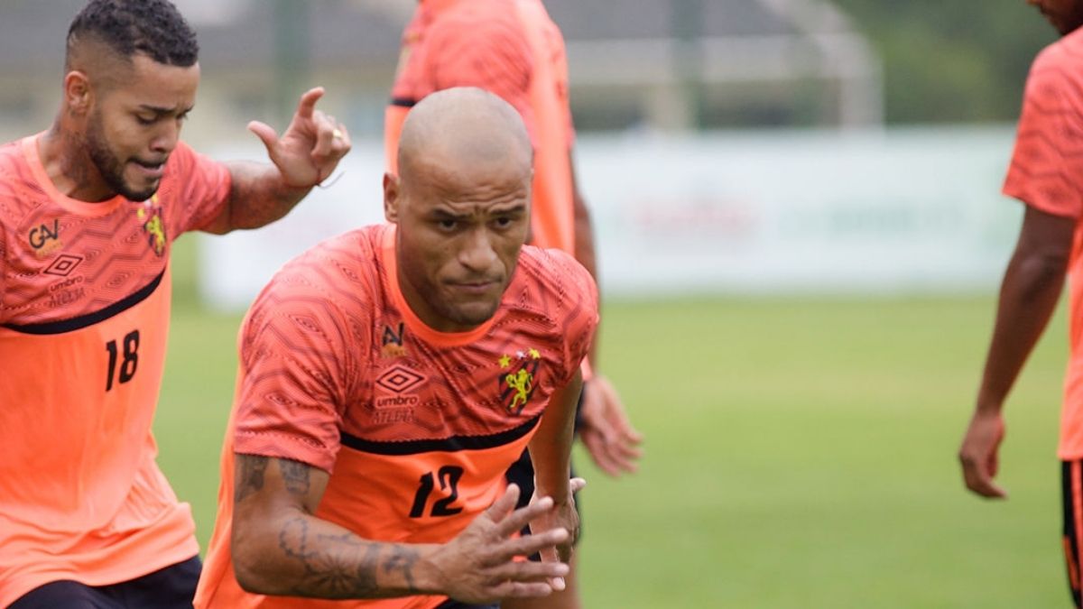 “Te amo, Sport”: após rescisão, Patric se declara em despedida