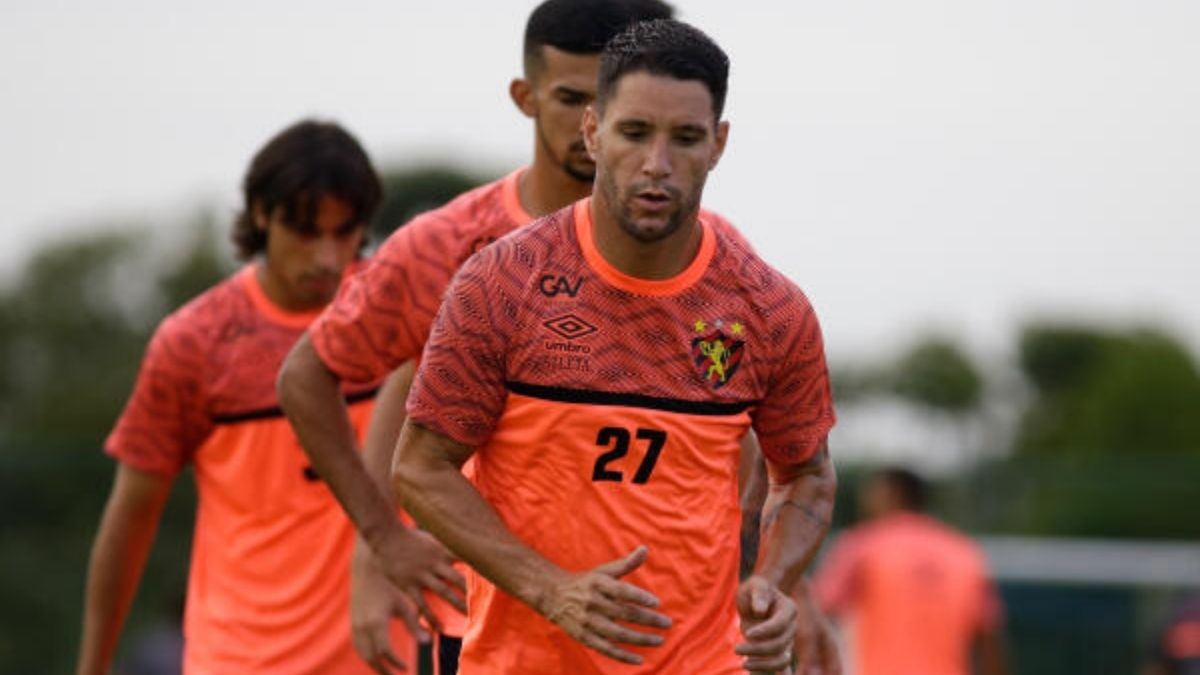 Sport garante permanência de Thiago Neves para restante da temporada