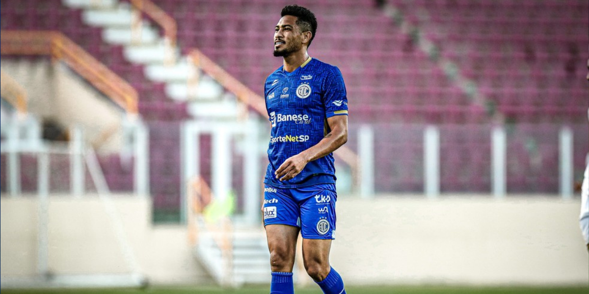 Hernane evolui no Confiança e atua 90 minutos após mais de um ano