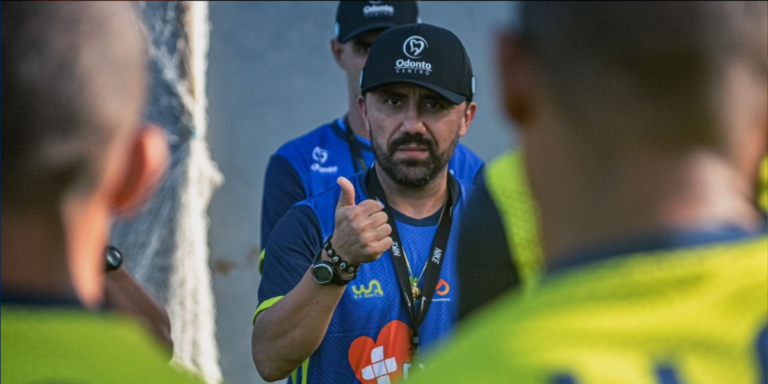 "Se está no Confiança, é preciso vencer", diz técnico após "Se está no Confiança, é preciso vencer", diz técnico após