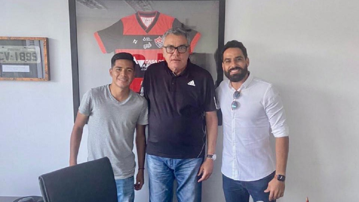 Vitória contrata atacante boliviano Alain Niño, ex-Oriente Petrolero