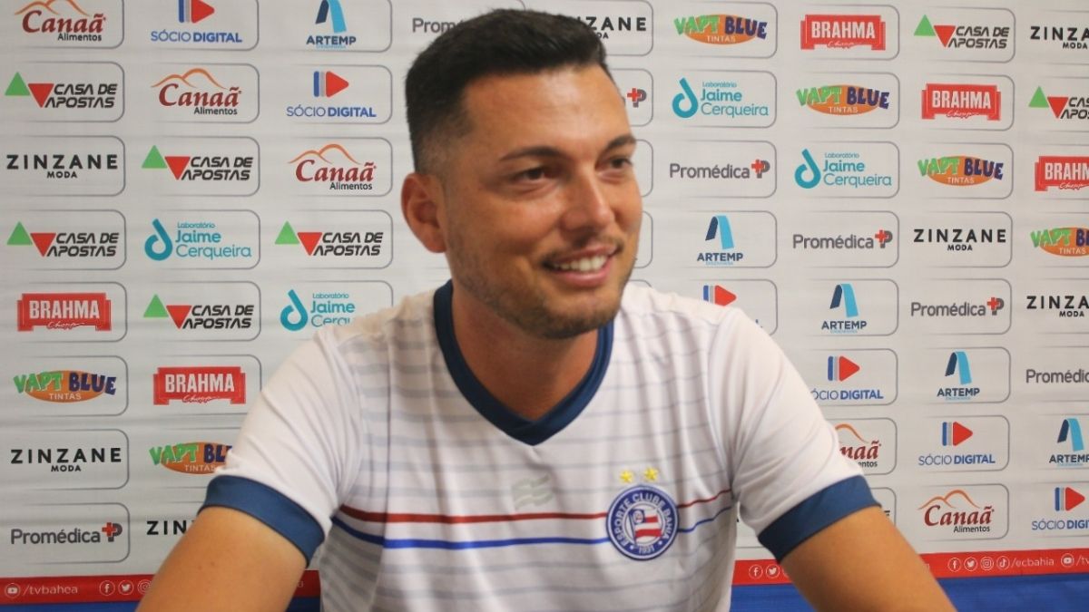 Interino mostra otimismo em bom resultado do Bahia contra o Grêmio: “possibilidade alta”