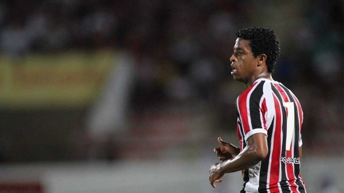 Santa Cruz faz acordo de R$ 300 mil com São José por transferência de Keno