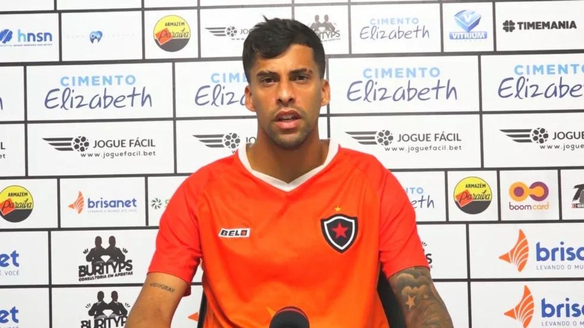 Lateral Gabriel Araújo, do Botafogo-PB, prevê equilíbrio até última rodada da Série C