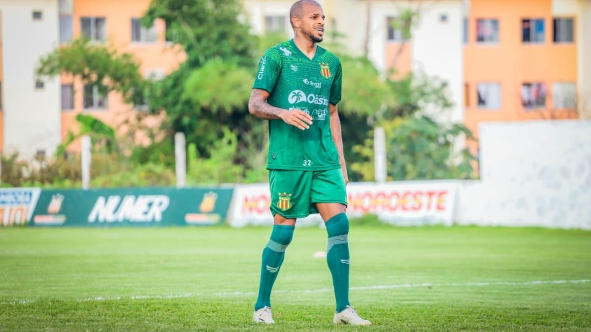 Vitória desiste da contratação do atacante Jarro Pedroso, ex-Sampaio Corrêa e CSA