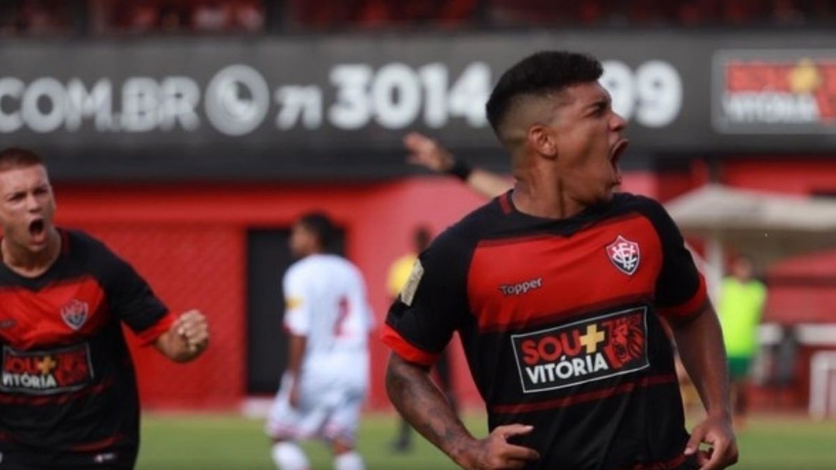 Meia que rescindiu com Vitória após 10 meses de salários atrasados acerta com a Jacuipense