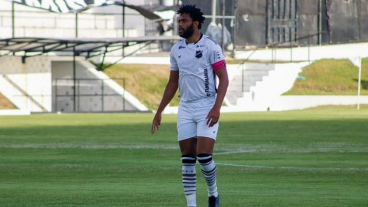 ABC só tem um zagueiro disponível para clássico