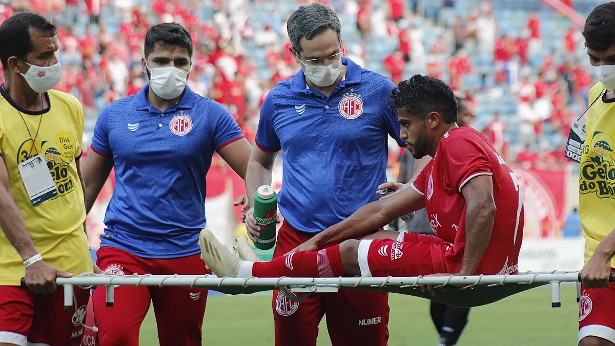 América-RN perde meia Elvinho para a reta final da Série D