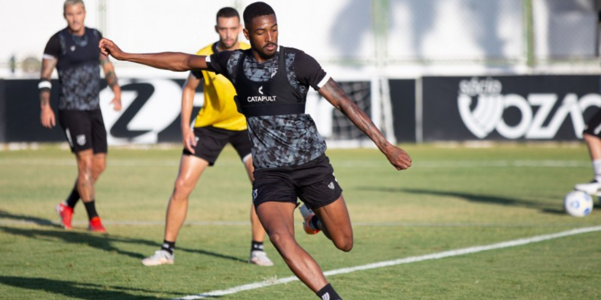 No BID: Gabriel Santos é regularizado e vira opção no Ceará para enfrentar o Grêmio