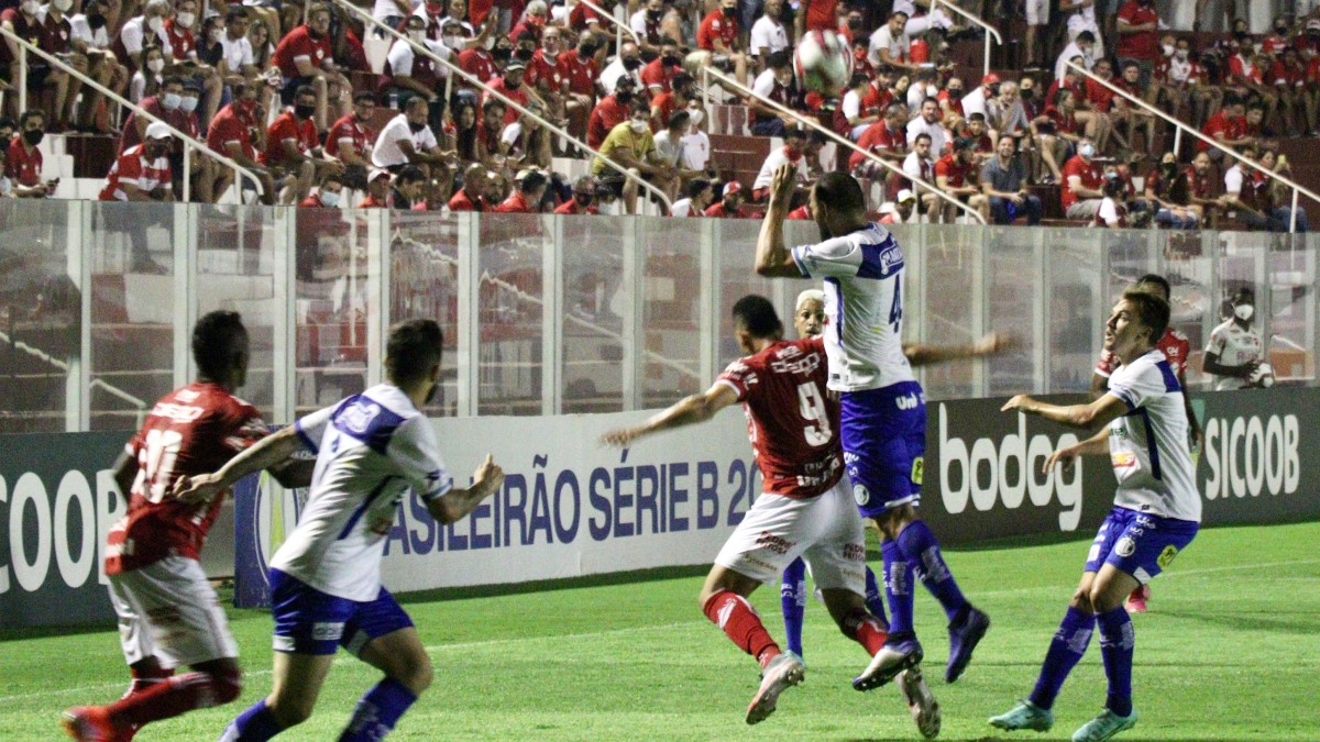 Em jogo de pouca inspiração, Confiança segura empate com Vila Nova fora de casa